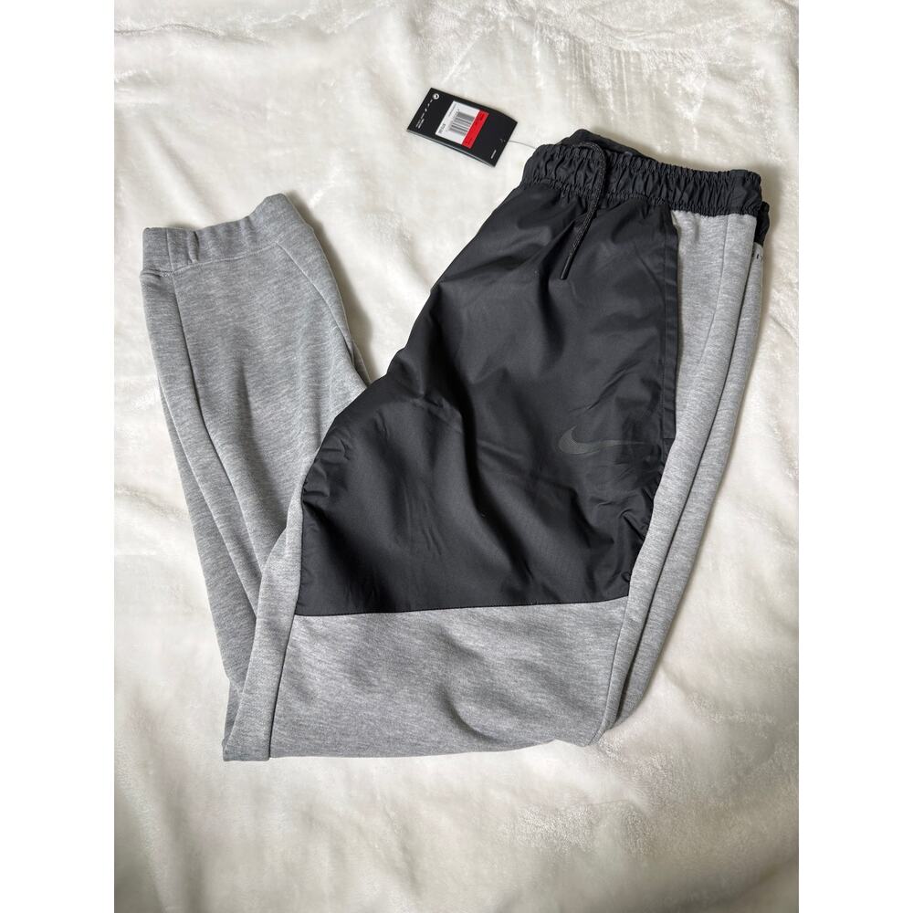 NWT Nike Dri-Fit Utility Core Fleece Training Pants Grey Men’s LG Swoosh Gym